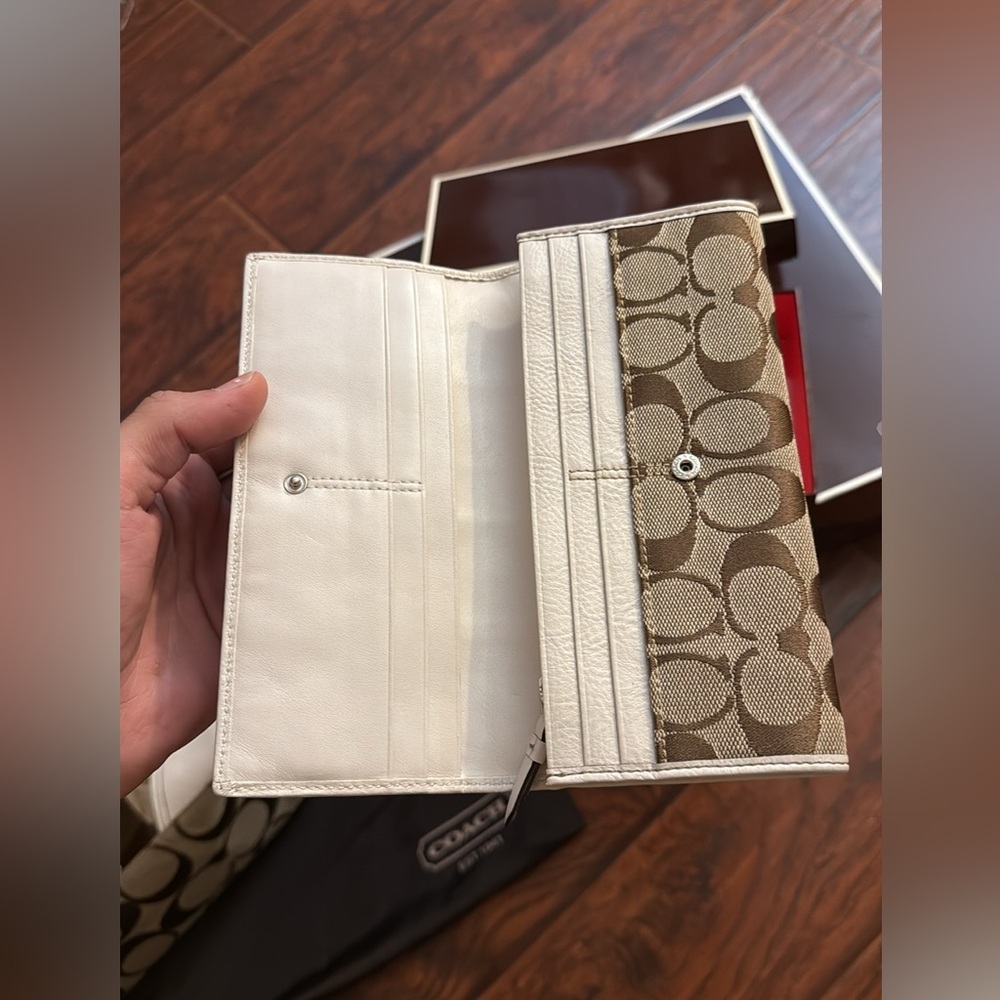 Coach Brown and Beige Signature Wallet With Snakeskin Detail - Picture 3 of 5